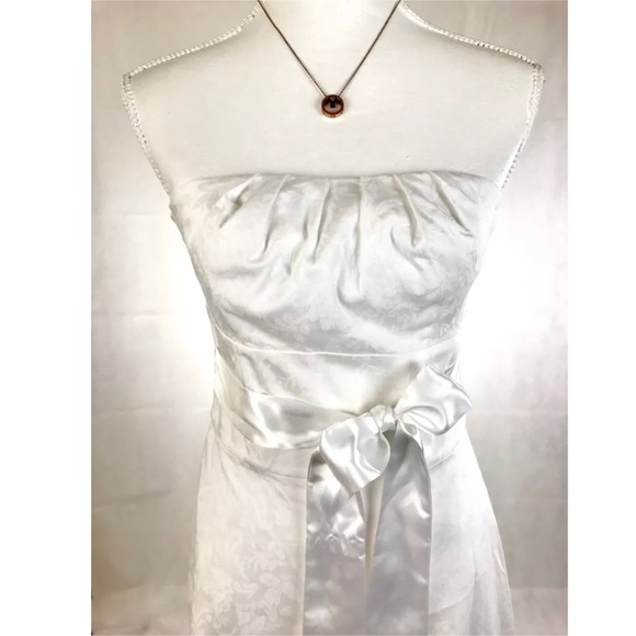 WHBM Strapless White Cocktail Dress - Picture 2 of 7